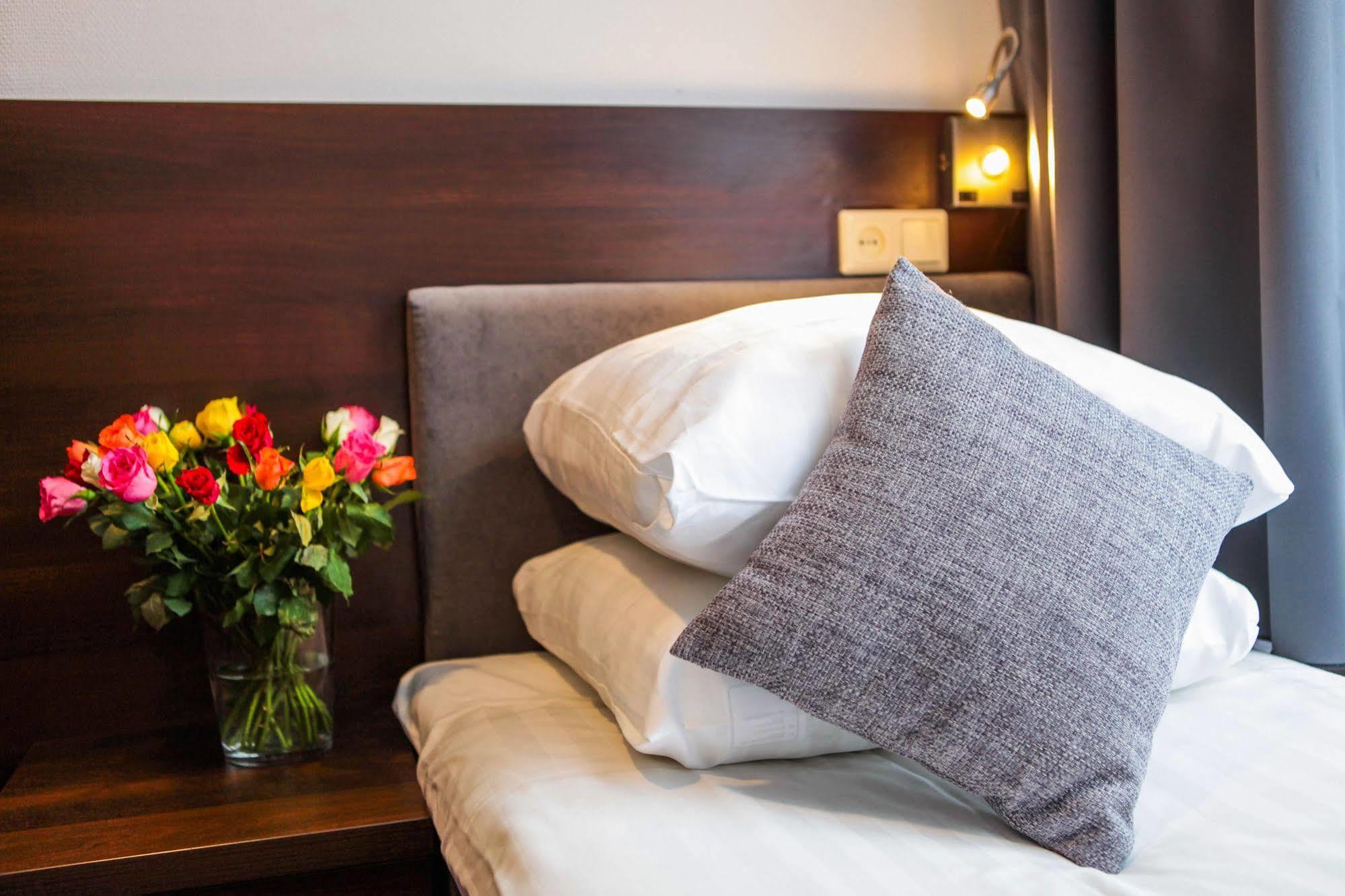 ซิตี้ การ์เดน อัมสเตอร์ดัม Hotel ภายนอก รูปภาพ